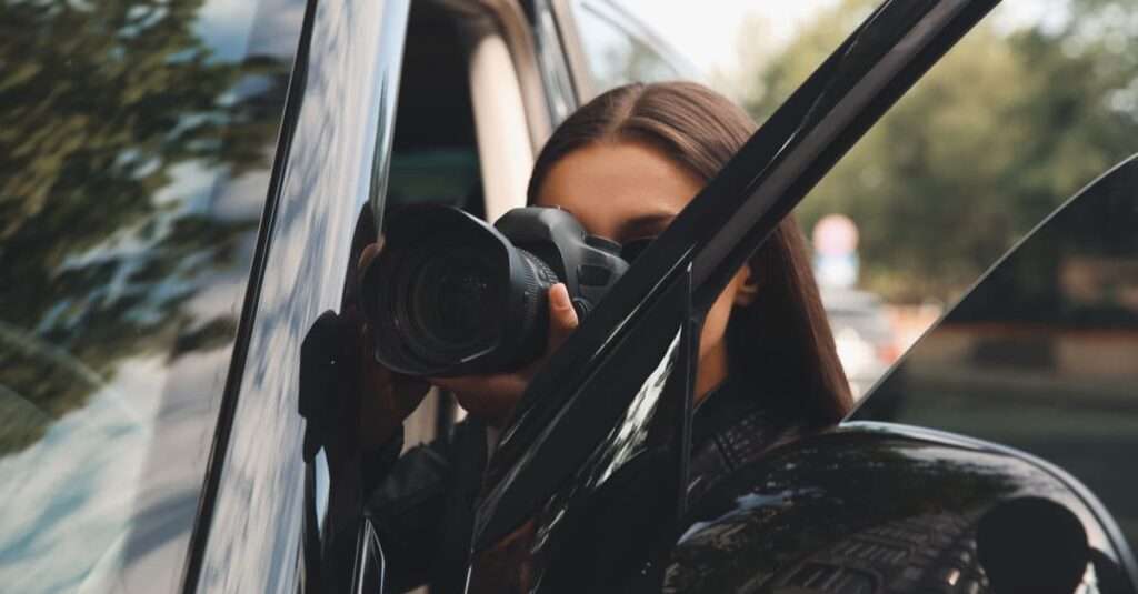 découvrez comment devenir détective privé sans diplôme : astuces, formations alternatives et conseils pratiques pour réussir dans ce métier passionnant.