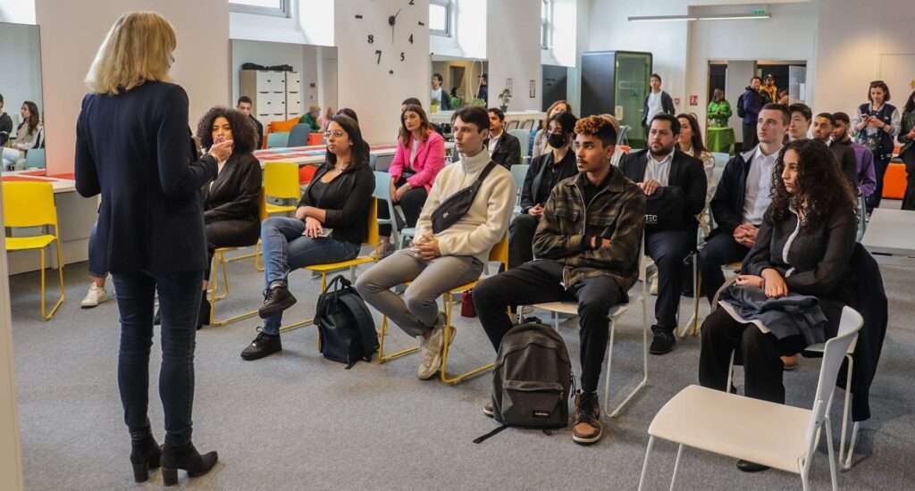 découvrez les risques liés à l'eemi, comment identifier une arnaque et les meilleures méthodes de protection pour éviter les fraudes.