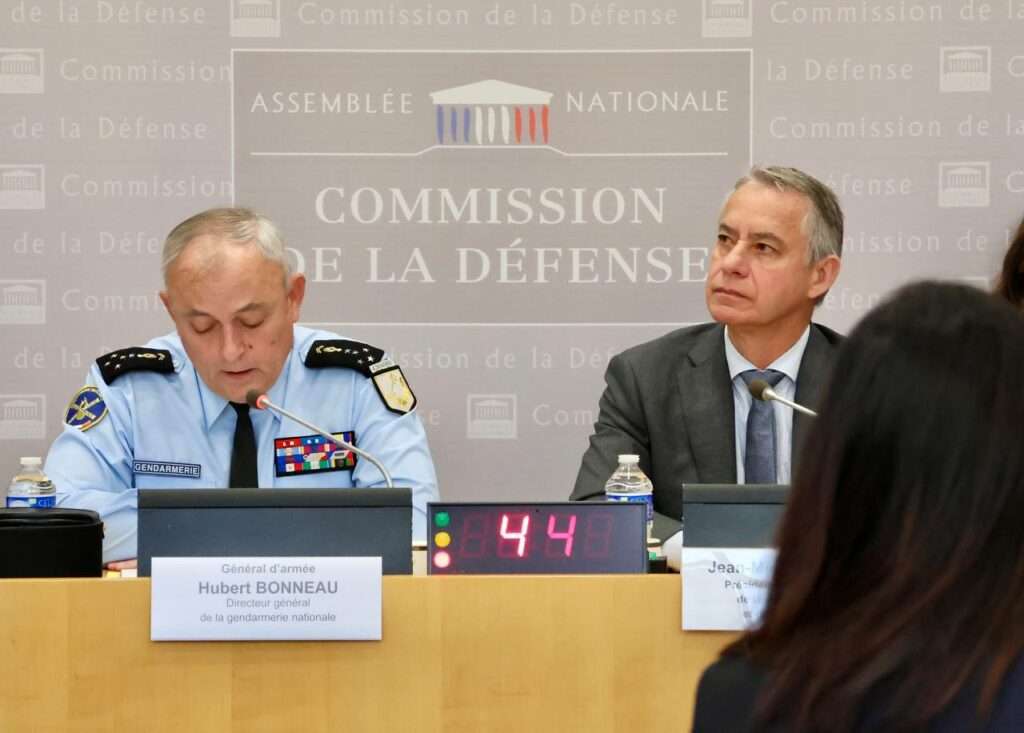 découvrez le salaire des réservistes de la gendarmerie en , les primes et avantages associés, ainsi que les conditions pour rejoindre la réserve.